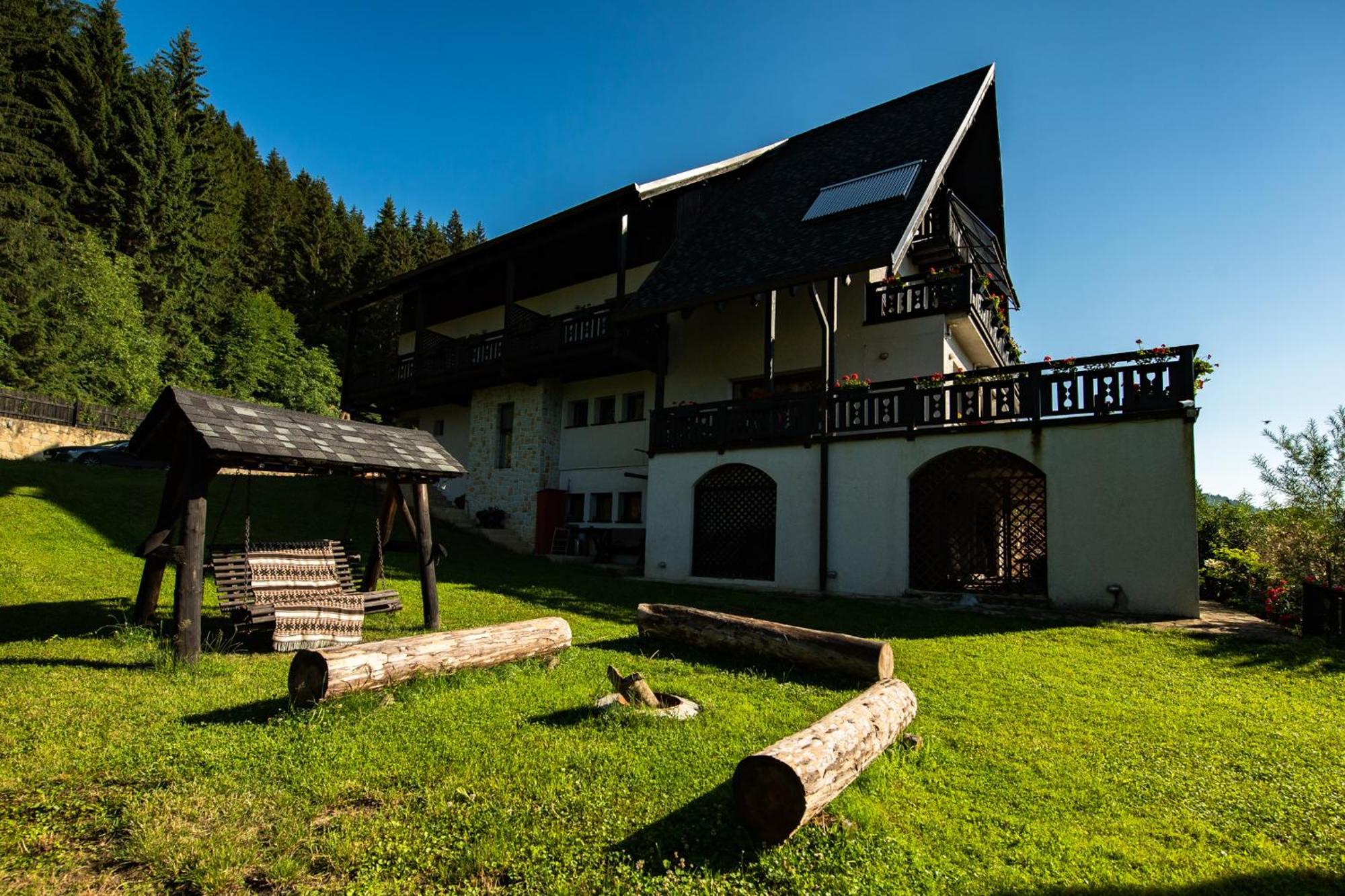 Bucovina Lodge Pension فاما المظهر الخارجي الصورة