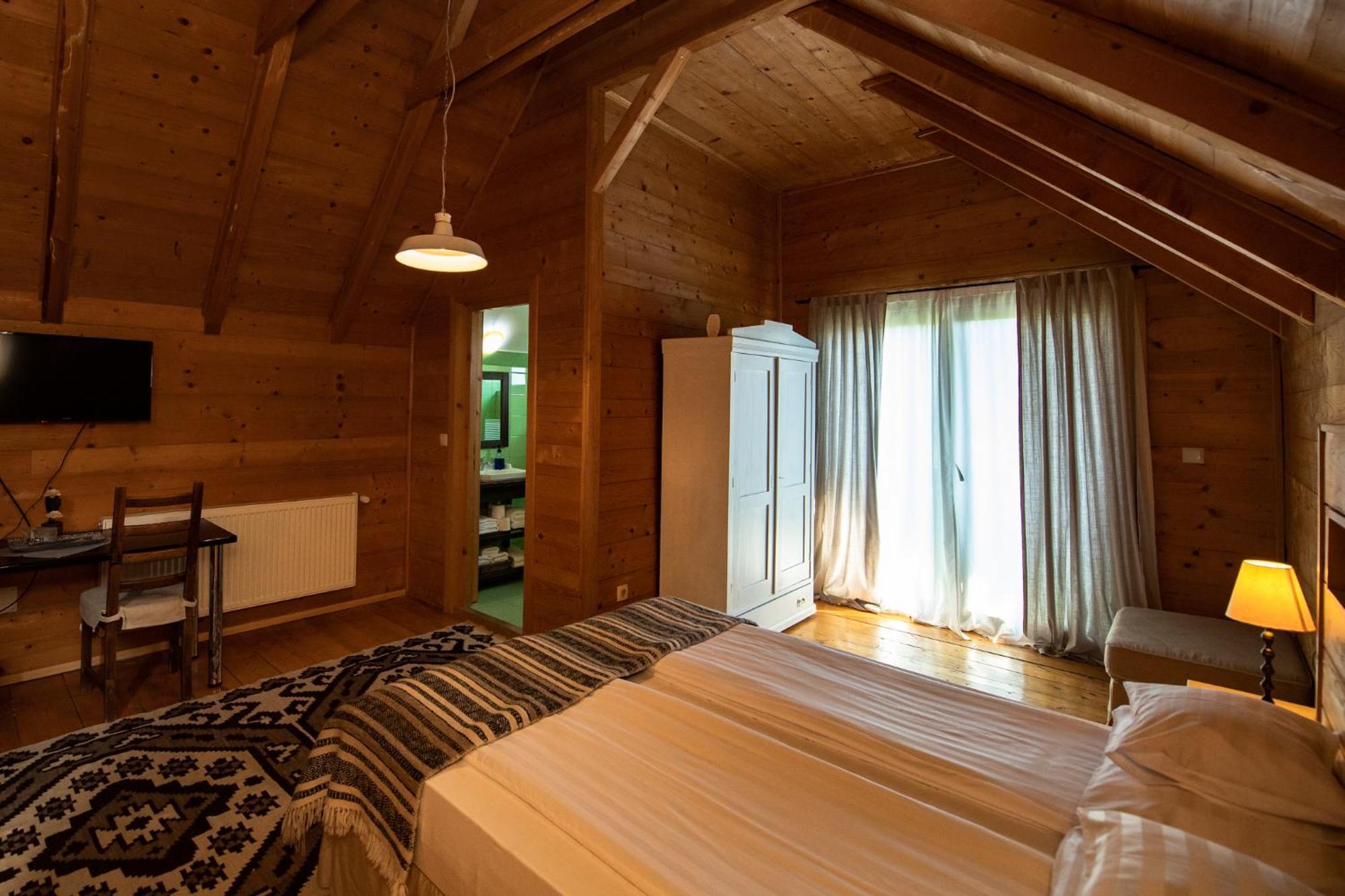 Bucovina Lodge Pension فاما المظهر الخارجي الصورة