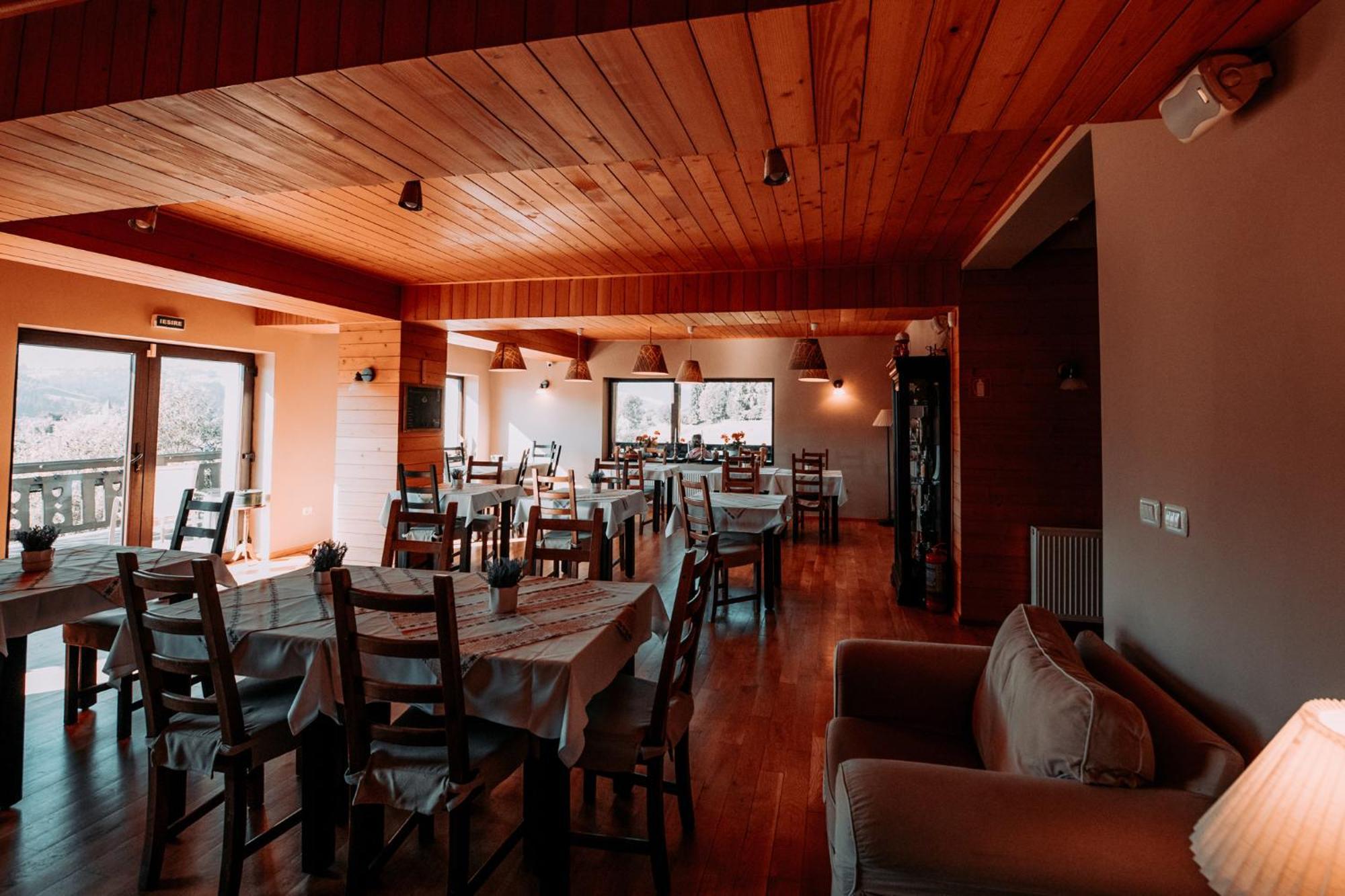 Bucovina Lodge Pension فاما المظهر الخارجي الصورة