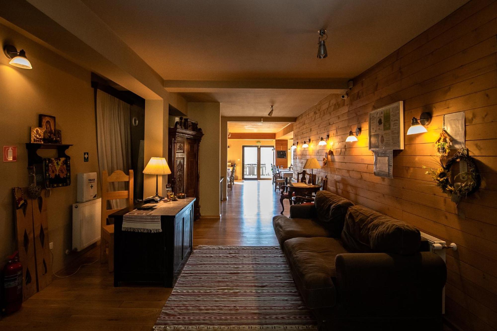 Bucovina Lodge Pension فاما المظهر الخارجي الصورة