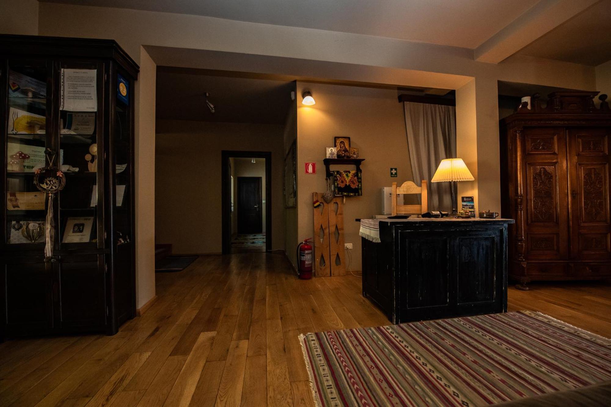 Bucovina Lodge Pension فاما المظهر الخارجي الصورة