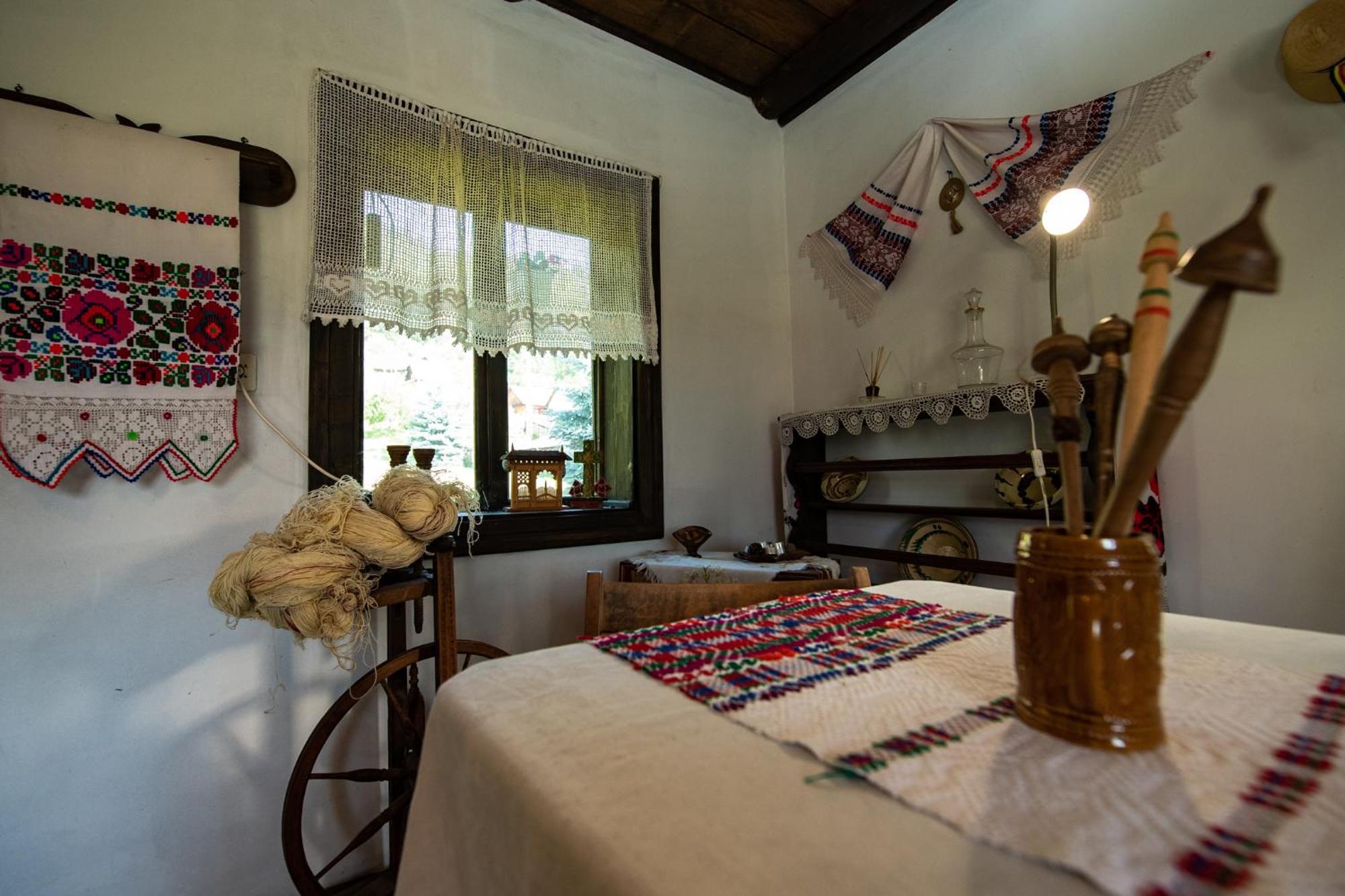 Bucovina Lodge Pension فاما المظهر الخارجي الصورة